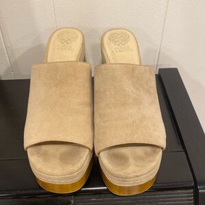 Vince Camaro women’s sandals, size 9.5 M